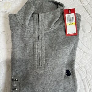 Men’s NWT Izod Half Zip Pullover Grey Sweater Size M
